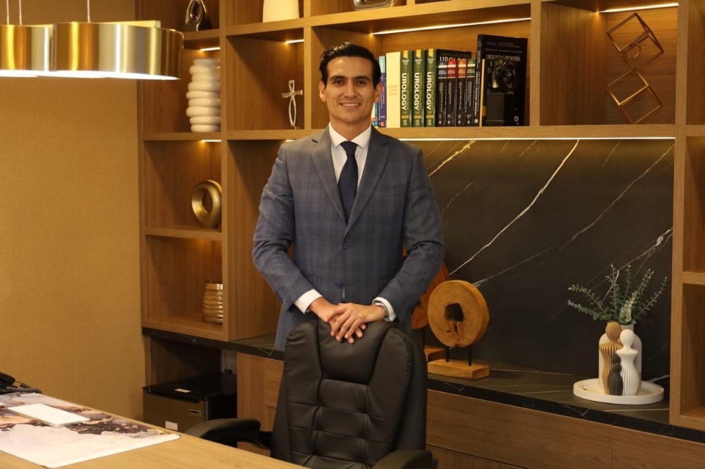 Dr. Misael Rodríguez, urólogo especialista